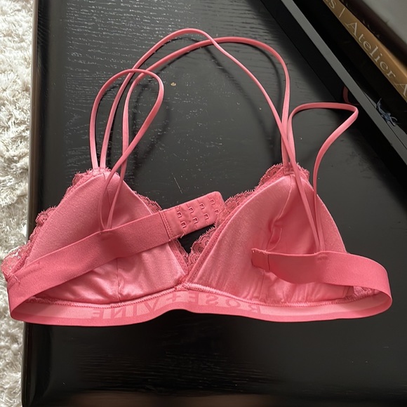 Pink lace bralette - Picture 2 of 3